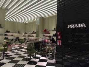 prada fiumicino airport|Shops and stores in Rome Airport.